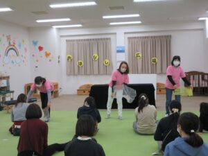 おはなし広場のご案内