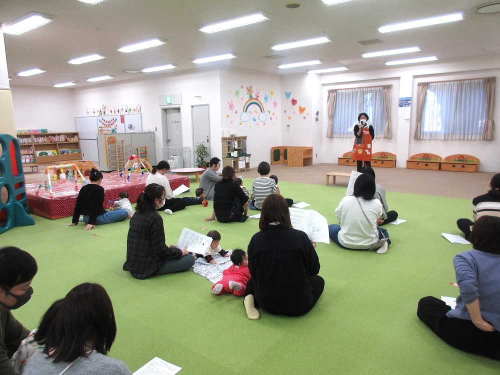 １２月の子育てサロンがありました！