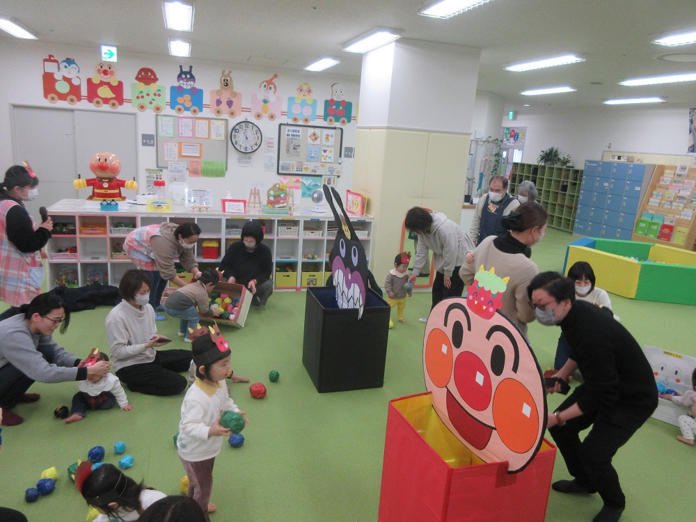 ２月の子育てサロンがありました！