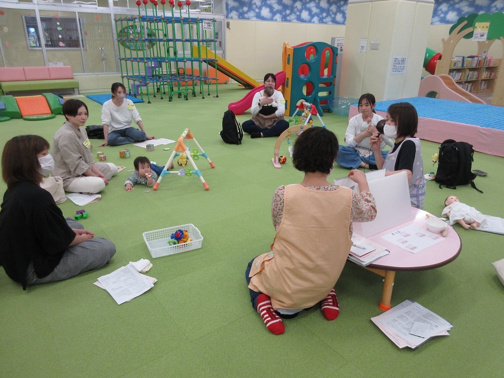 １０月の赤ちゃん交流会がありました！