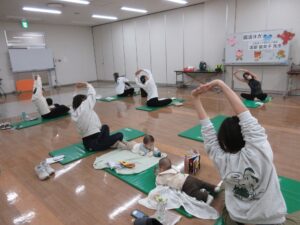 腸活ヨガを行いました♬