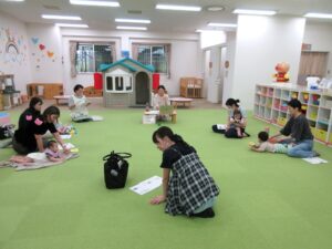 ６月の赤ちゃん交流会がありました♬